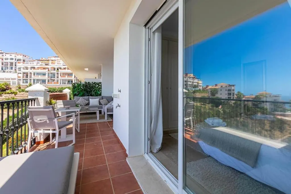 Luxury Apartment In Las Palmeras Sitio de Calahonda