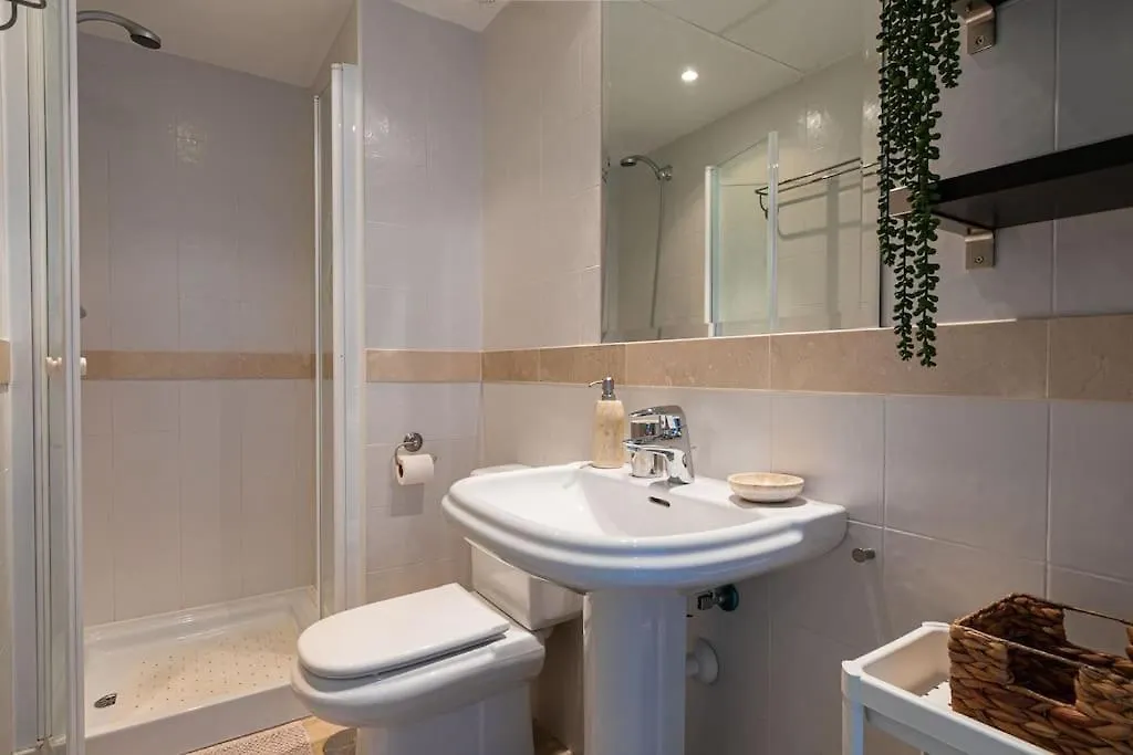 Luxury Apartment In Las Palmeras Sitio de Calahonda Spain